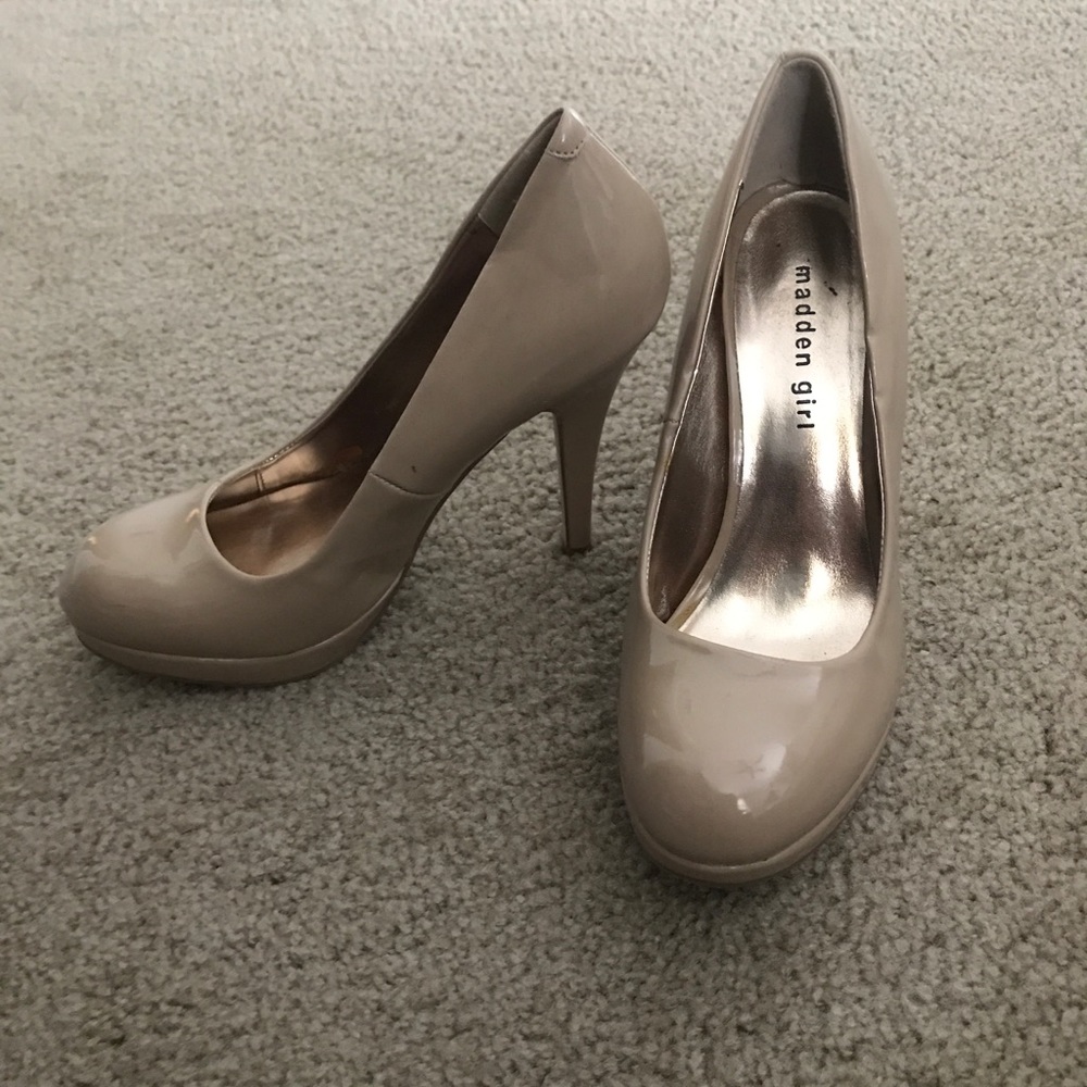 Nude heels